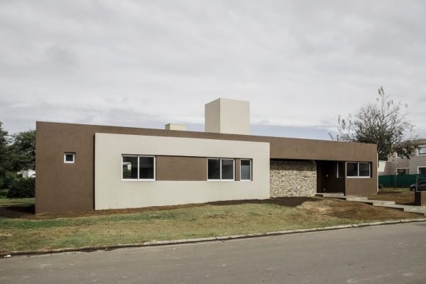 19800851_1366287640158118_6383393448508286611_o-1